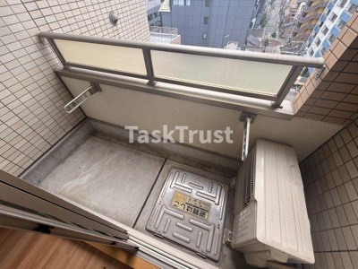 【バルコニー】 | イーストクレセント