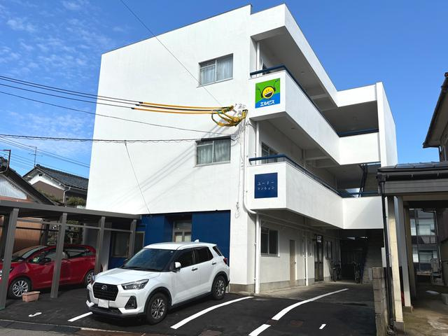 ユーミーマンションの外観