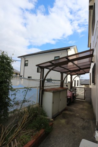 瑞が丘ビラの駐車場