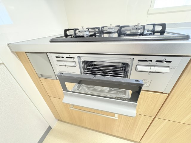 セントラルヒルズJ棟のキッチン|グリル※未使用です