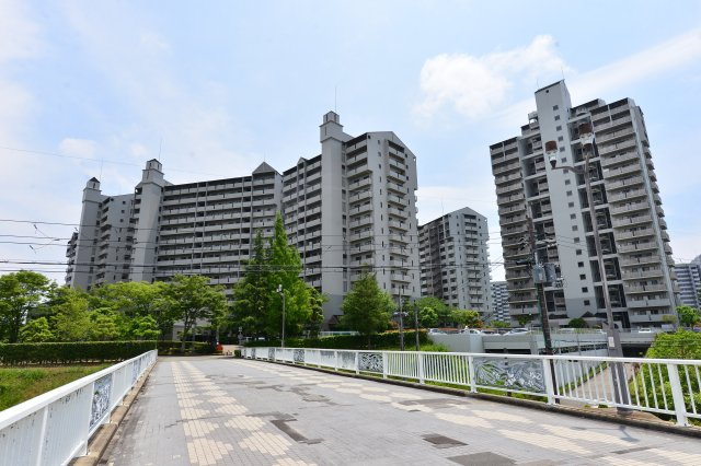 セントラルヒルズJ棟の外観|建物外観