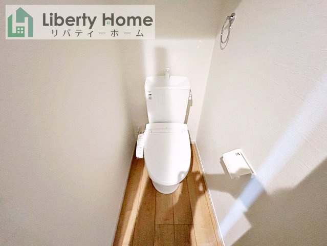 水戸市平須町1期　新築戸建のトイレ