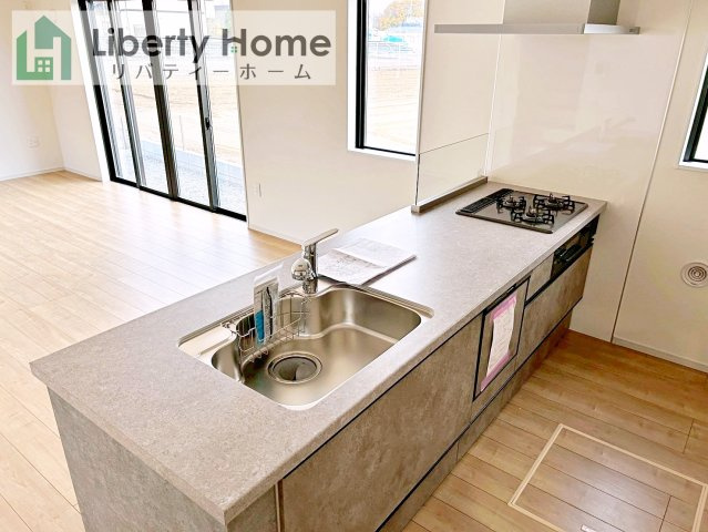 水戸市平須町1期　新築戸建のキッチン