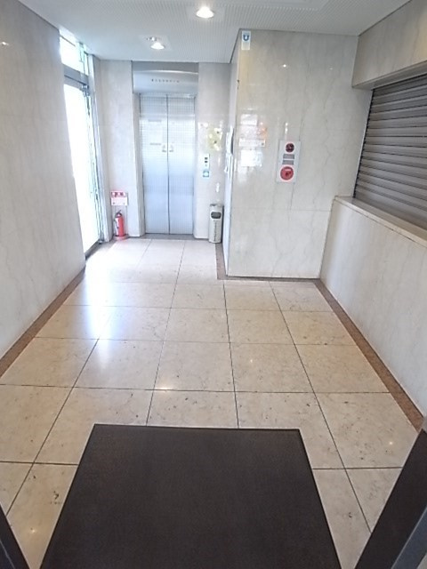 ロイヤルハイツつかしんの外観