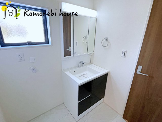 鴻巣市東　第4　新築一戸建て　リーブルガーデン　03の独立洗面台|26.1.23撮影済み