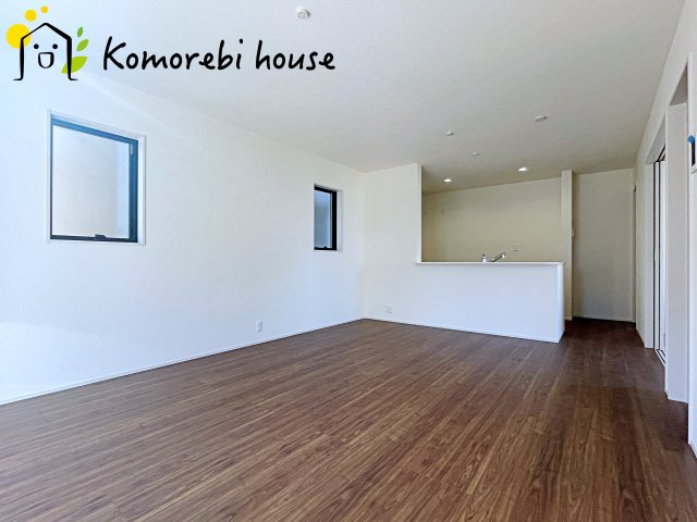 鴻巣市東　第4　新築一戸建て　リーブルガーデン　03の居間・リビング|26.1.23撮影済み