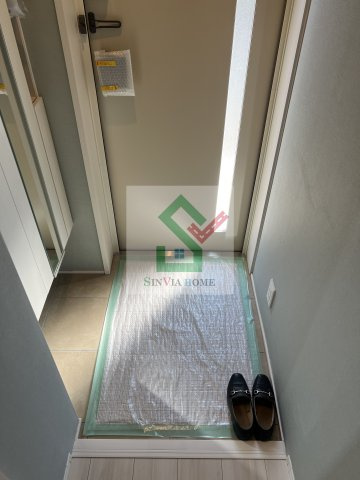 ピットイン大泉学園の玄関