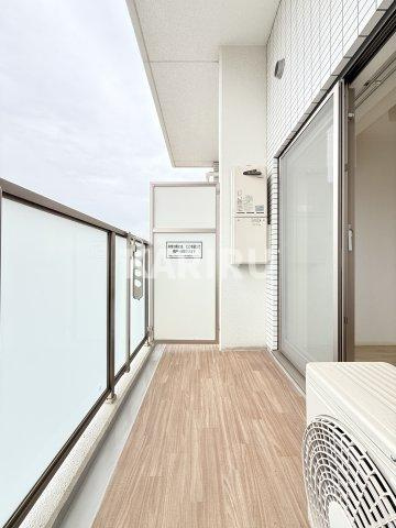 プレサンス玉造駅前ルージュのバルコニー