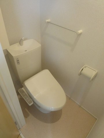 プティネージュ　トロワのトイレ