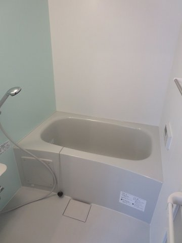 プティネージュ　トロワの浴室