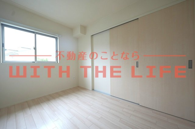 サクラヴィラージュ津福【キャッシュバック対象物件】の洋室|落ち着いた色調の洋室です