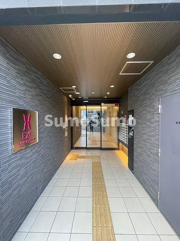 S-FORT難波西のエントランス|落ち着いたエントランスです