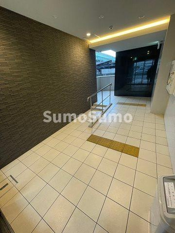 S-FORT難波西のロビー|落ち着いたロビーです