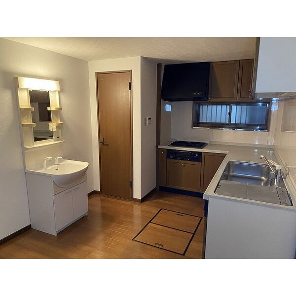 東中浜9丁目7-9貸家の内装