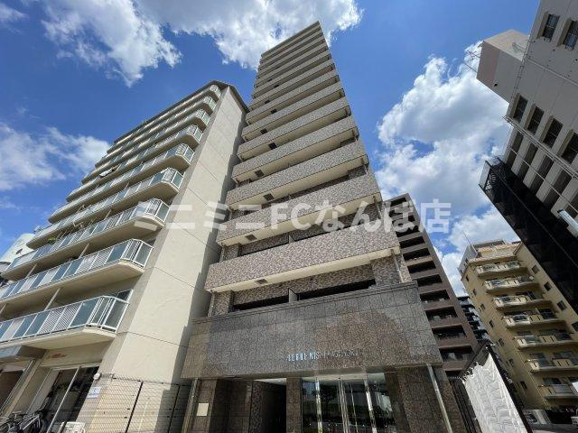 リーガル西長堀Ⅱの外観