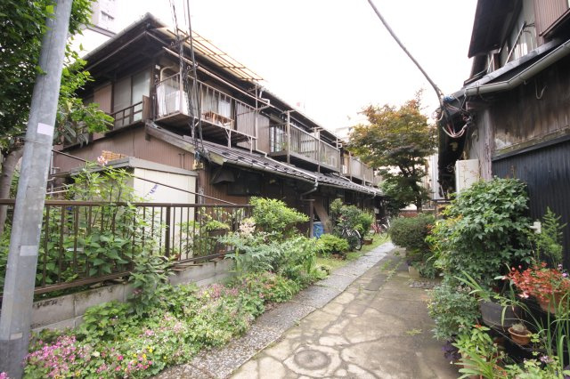 波多野荘の画像