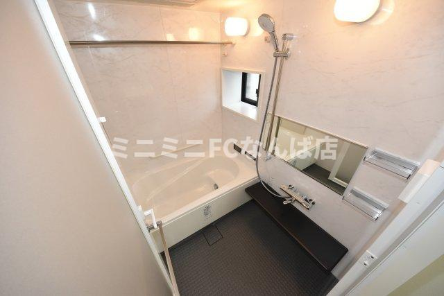 リーガル西長堀Ⅱの浴室