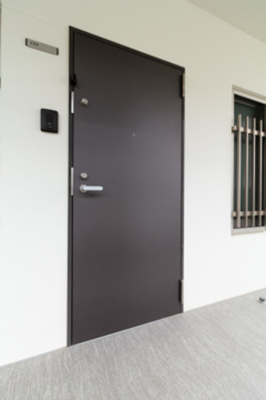 【玄関】 | コートブリーズ船橋中山 | ※写真は同タイプ住戸です。