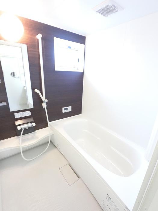 プレセア ガーデンの浴室