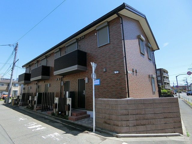 ガーデンテラスアイリスの外観