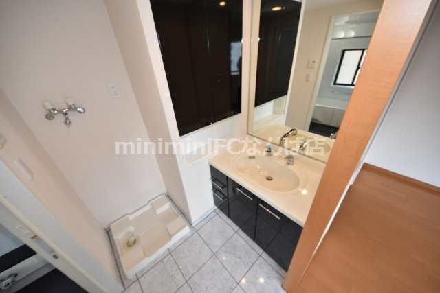 リーガル江戸堀の洗面所