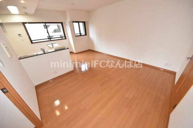 リーガル江戸堀