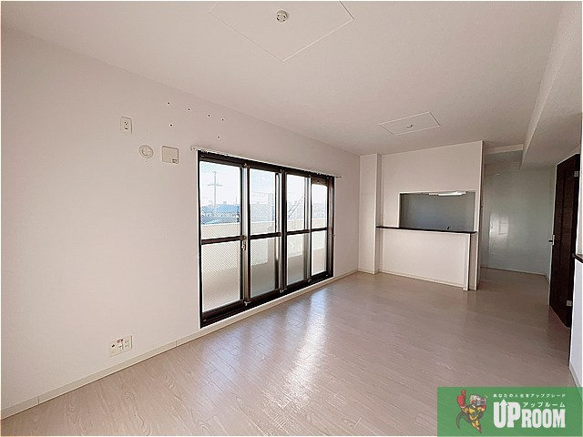 アルバグランデの居間・リビング