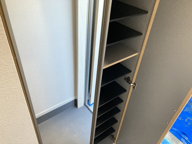 コンフォート　ワンの玄関