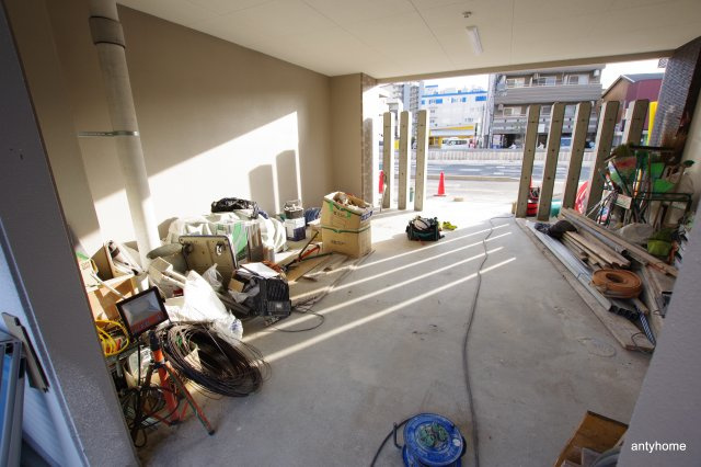 セオリー大阪フルール　仲介手数料無料の駐車場