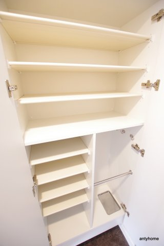 セオリー大阪フルール　仲介手数料無料の収納