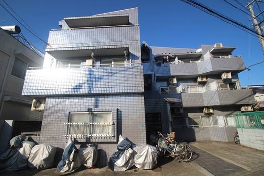 コスモアルタードの外観