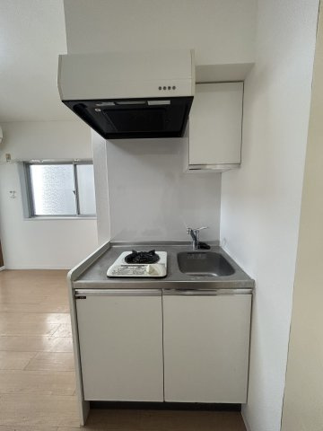 コスモアルタードのキッチン