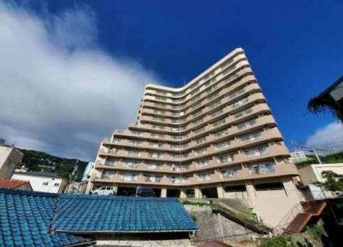 ハイネス来の宮熱海グリーンサイドの外観