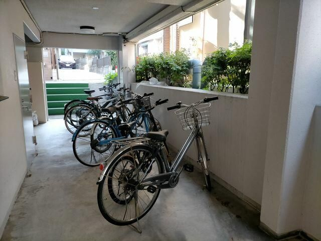 スカイコート後楽園３