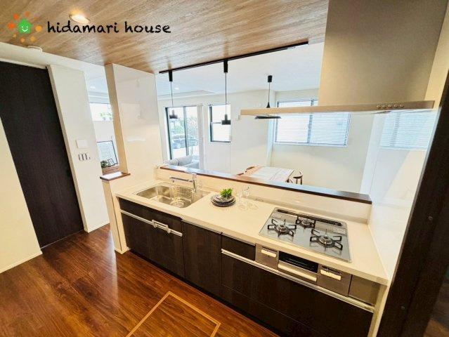 上尾市原新町　新築戸建　Cのキッチン