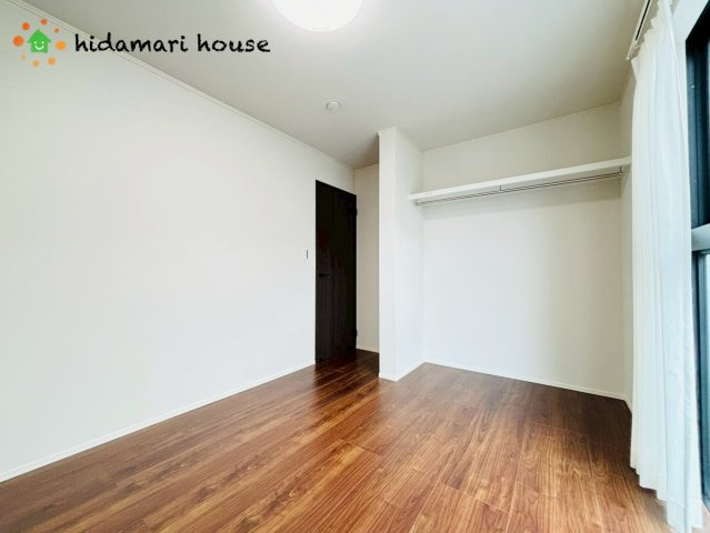 上尾市原新町　新築戸建　Cの洋室|２階洋室：5.2帖