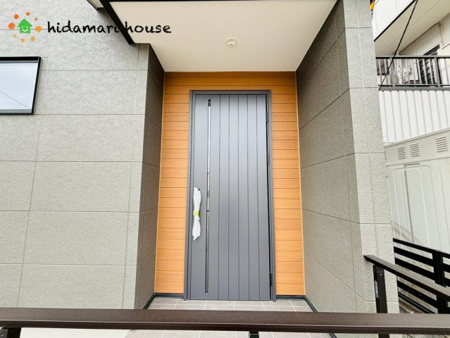 上尾市原新町　新築戸建　Cの玄関