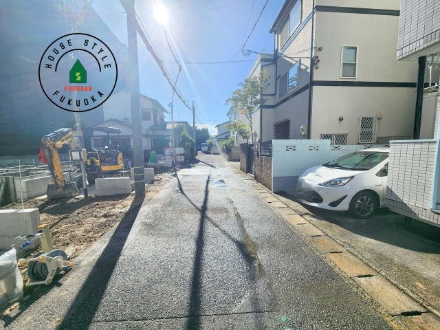 大野城市中央１丁目第1-3棟（1号棟）の前面道路含む現地写真|前面道路です。