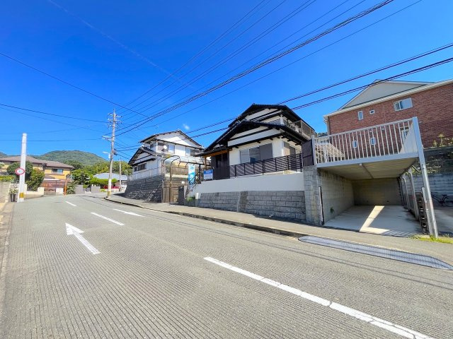 下原２丁目戸建ての前面道路含む現地写真
