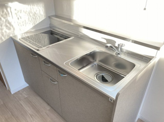 【キッチン】 | コンフォート　ワン | 別室写真