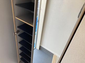 【玄関】 | コンフォート　ワン | 別室写真