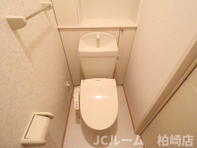 柏崎市日吉町のアパートのトイレ