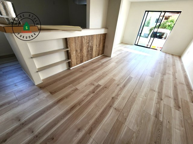 福岡市東区奈多1丁目第2-6棟（3号棟）の内観：施工例|キッチンから立ち込める香りが今日の料理を期待させます。