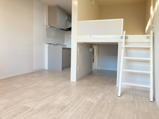 【洋室】 | コンフォート　ワン | 別室写真