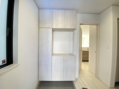 【玄関】 | 那覇市具志（全7棟）C号棟 | C号棟　十分な収納付き玄関♪