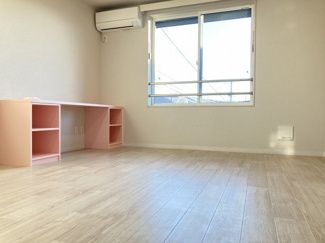 【居間・リビング】 | コンフォート　ワン | 別室写真