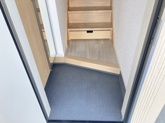 【玄関】 | コンフォート　ワン | 別室写真