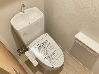 【トイレ】 | コンフォート　ワン | 別室写真
