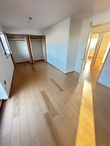 ウエストビレッジの寝室|ゆとりの広さです