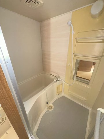 ウエストビレッジの浴室|コンパクトで使いやすいお風呂です